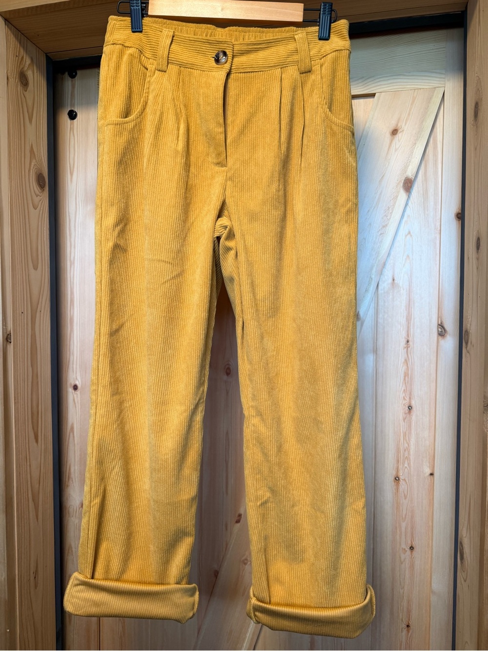 Only Golden Yellow corduroy pant